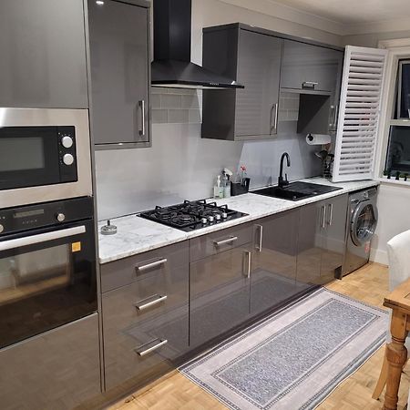 Parkview Apartment Eastbourne Ngoại thất bức ảnh